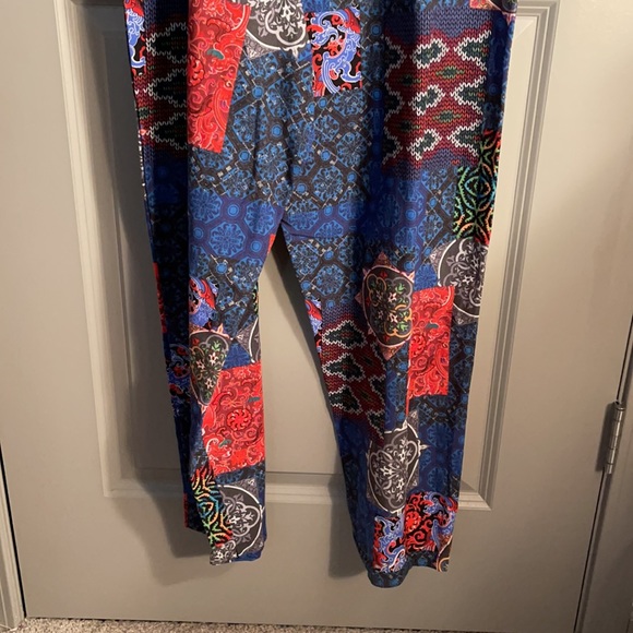 NWT. OVERALLS by Sacred Threads S/M. CL/GR02. - Picture 8 of 11